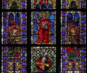 Vetrata raffigurante Cristo con due Angeli e Candele da French School